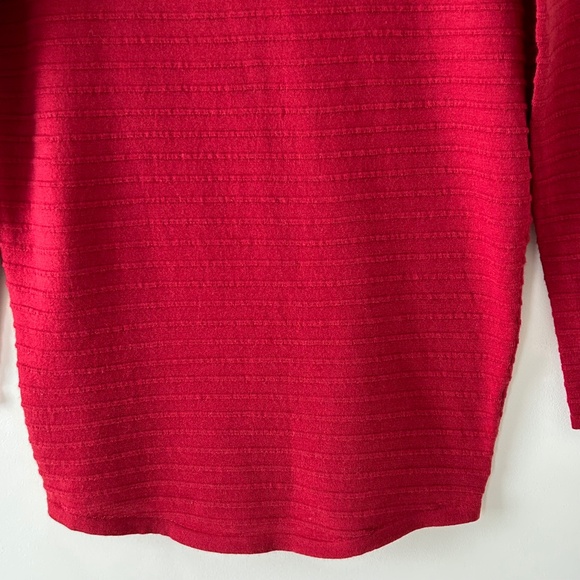 Calvin Klein Red Wool Blend Ribbed Crewneck Sweater - Picture 3 of 16